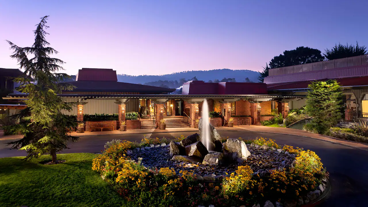 Hyatt-Regency-Monterey-Hotel-and-Spa-on-Del-Monte-Gold-Course